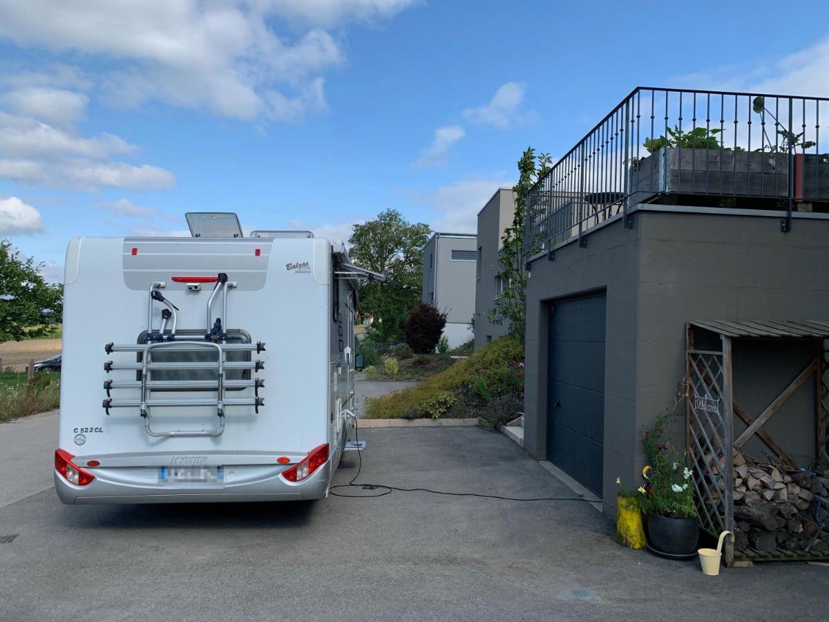 La Sonnaz C&C Motorhome/Rv/Caravan/Van Park מראה חיצוני תמונה
